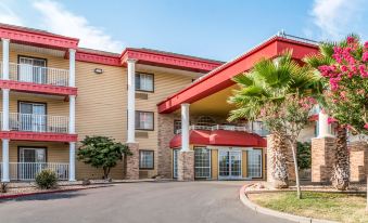 Comfort Suites Red Bluff Near I-5