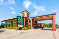 Quality Inn & Suites Garland - East Dallas