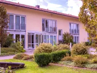 Meat Und Stay Hotel Hotels in Haar