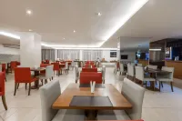 Ramada by Wyndham Campos Dos Goytacazes Hotel & Suites - petit déjeuner