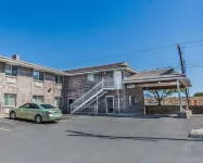 Ameri-Stay Inn & Suites Hotel a Sunset