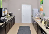 Scottish Inn & Suites Cotulla, TX