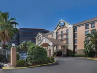 Comfort Inn Southwest Fwy at Westpark Các khách sạn gần Trung tâm mua sắm Plazamericas Mall