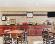 Hawthorn Extended Stay by Wyndham Milwaukee Airport Hotels in Oak Creek
