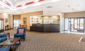 Comfort Inn & Suites Piqua-Near Troy-I75