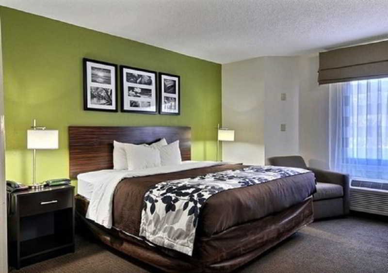 Country Inn & Suites by Radisson, Roanoke Rapids, NC