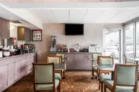 Econo Lodge Elmira-Corning Hotels in Big Flats