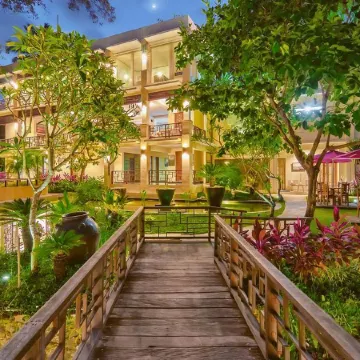 Labak River Hotel by Eps