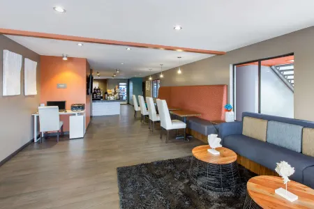 Oc Hotel Отели рядом с достопримечательностью «Ногачи Гарден»