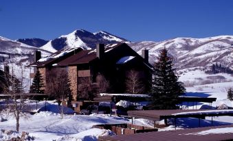 PowderWood by All Seasons Resort Lodging
