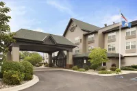 Country Inn & Suites by Radisson, St. Cloud East, MN Hotel di Stasiun Cloud