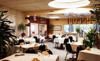 Logis Hôtel & Restaurant Arcombelle