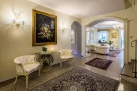 Windsor Merano Hotel & Suites فنادق في ميرانو