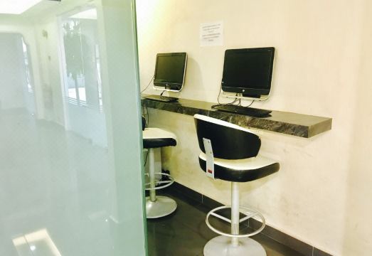 4. 스프링 호텔-부..