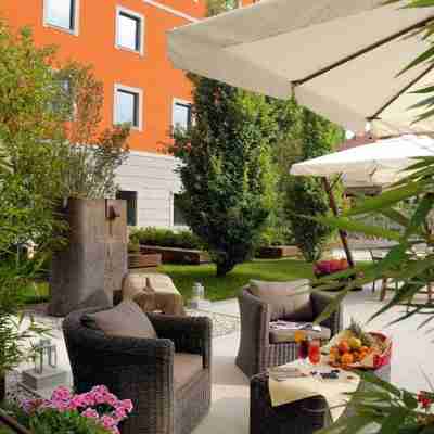 Best Western Falck Village Hotel Hotel Exterior
