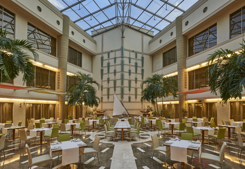 Gulf Hotel Kuwait Salmiya Over view