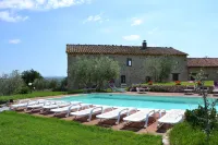 Perugia Farmhouse Hotels in San Martino in Campo