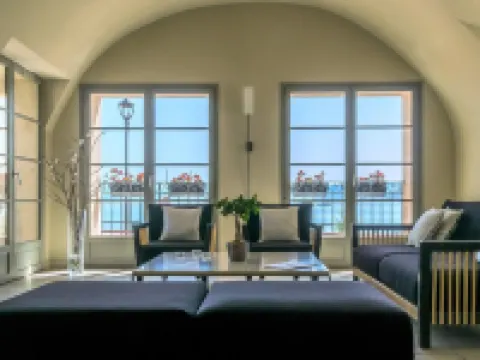 佩爾拉羅莎酒店 利勒魯斯酒店