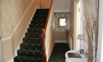 Ambassador Guest House Bed and Breakfast