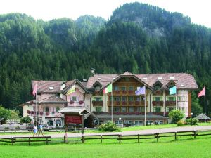 Hotel Soreghes Gran Chalet