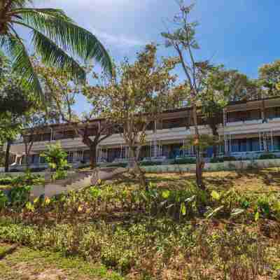 Club Paradise Palawan Hotel Exterior