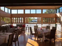 Batemans Bay Marina Resort Hotel di Batemans Bay