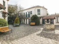 Résidence Chlorophylle Hotels in Arcueil