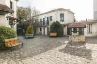 Résidence Chlorophylle Hotels in Bagneux