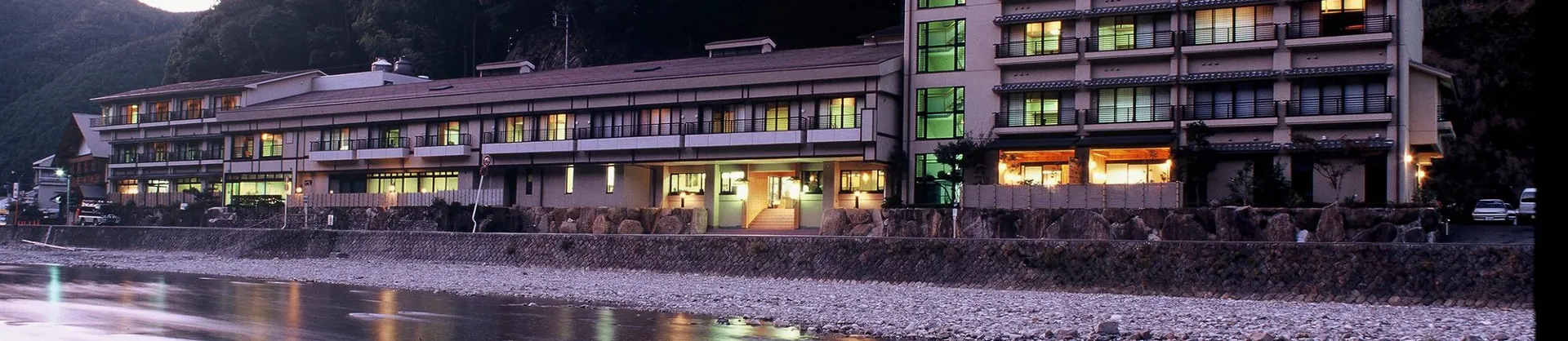 Four-Star Hotels
