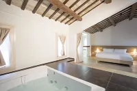 Borgoleoni 18 - Room and Breakfast