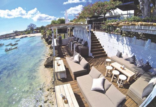 바투 카랑 렘본간 리조트 & 데이 스파