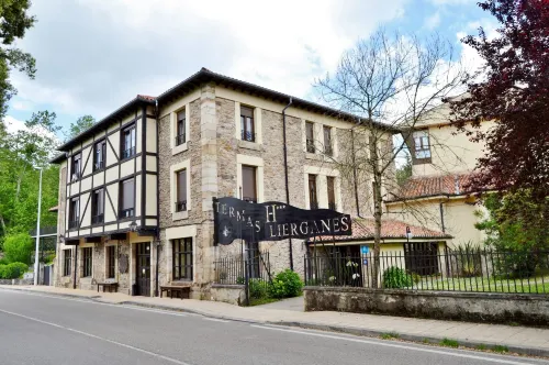 Hotel Termas de Liérganes - Hot Springs
