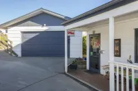 Mangawhai Retreat Apartments Hotels in Wellsford