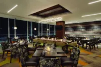 هوموود سويتس بجوار هيلتون كالجاري داونتاون