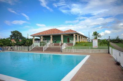 Outdoor Swimming Pool