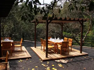 The Ibnii - Eco Luxury Resort