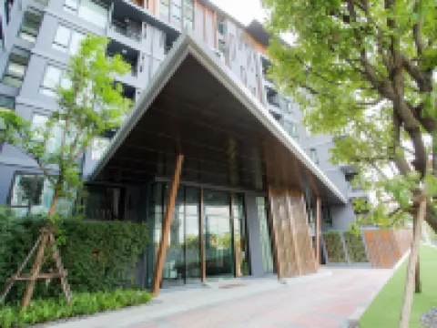 6th Avenue Surin Beach Hotels near Bang Tao Beach