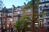 HighRoad Washington DC Hotels in Adams Morgan