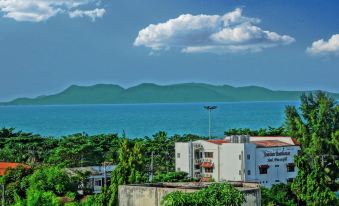 Lek Jomtien Hotel