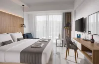 The Blue Ivy Hotel & Suites - balcón