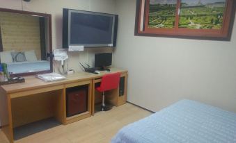 Cima Motel