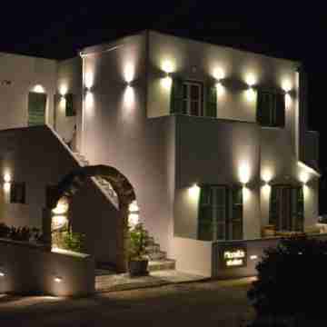 Dioni Lux Inn Hotel Exterior