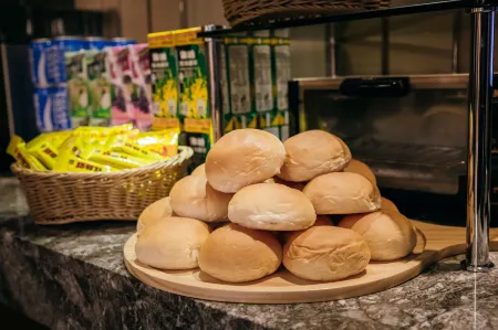 Muzik Hotel Ximen Station Branch