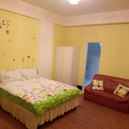 Tainan Here Hostel Anping Отели рядом с достопримечательностью «Форт Аньпин»