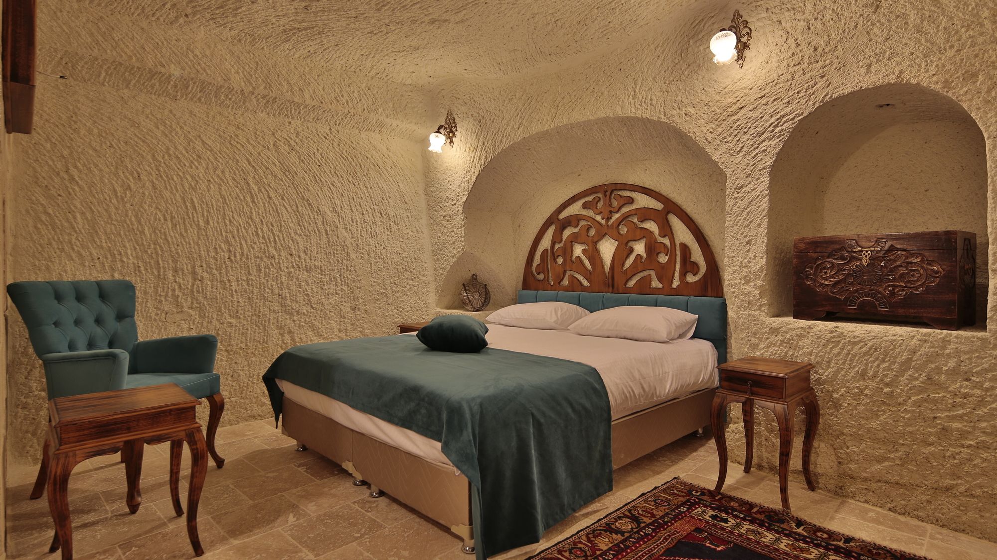 Miracle Cave Hotel