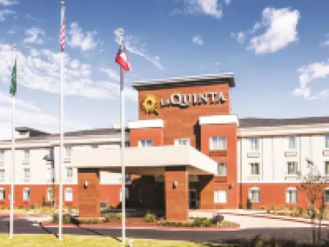 Holiday Inn Express & Suites MILLEDGEVILLE by IHG Hotels in Baldwin County
