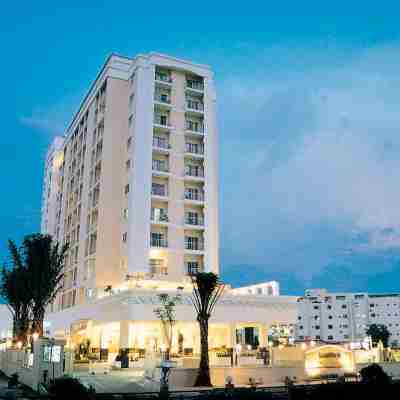 Kameo House Serviced Apartments Sriracha Hotel Exterior