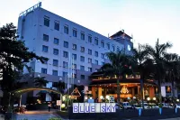 Blue Sky Hotel Hotels near Masjid Babussalam