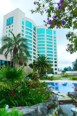 Torres de Suites by InAmazonas