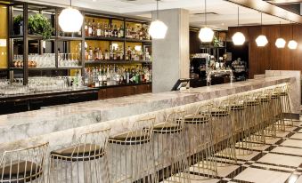 3. Hotel Wi..